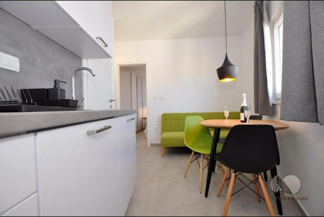 Apartmani Miranda دراسنيتش المظهر الخارجي الصورة